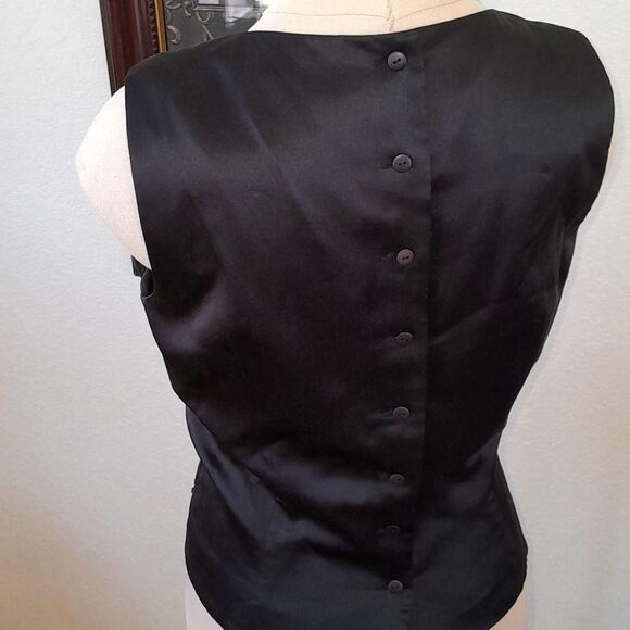 Maggy London Silk Beaded  Black Sleeveless Blouse With Backside Button Up - Picture 3 of 16